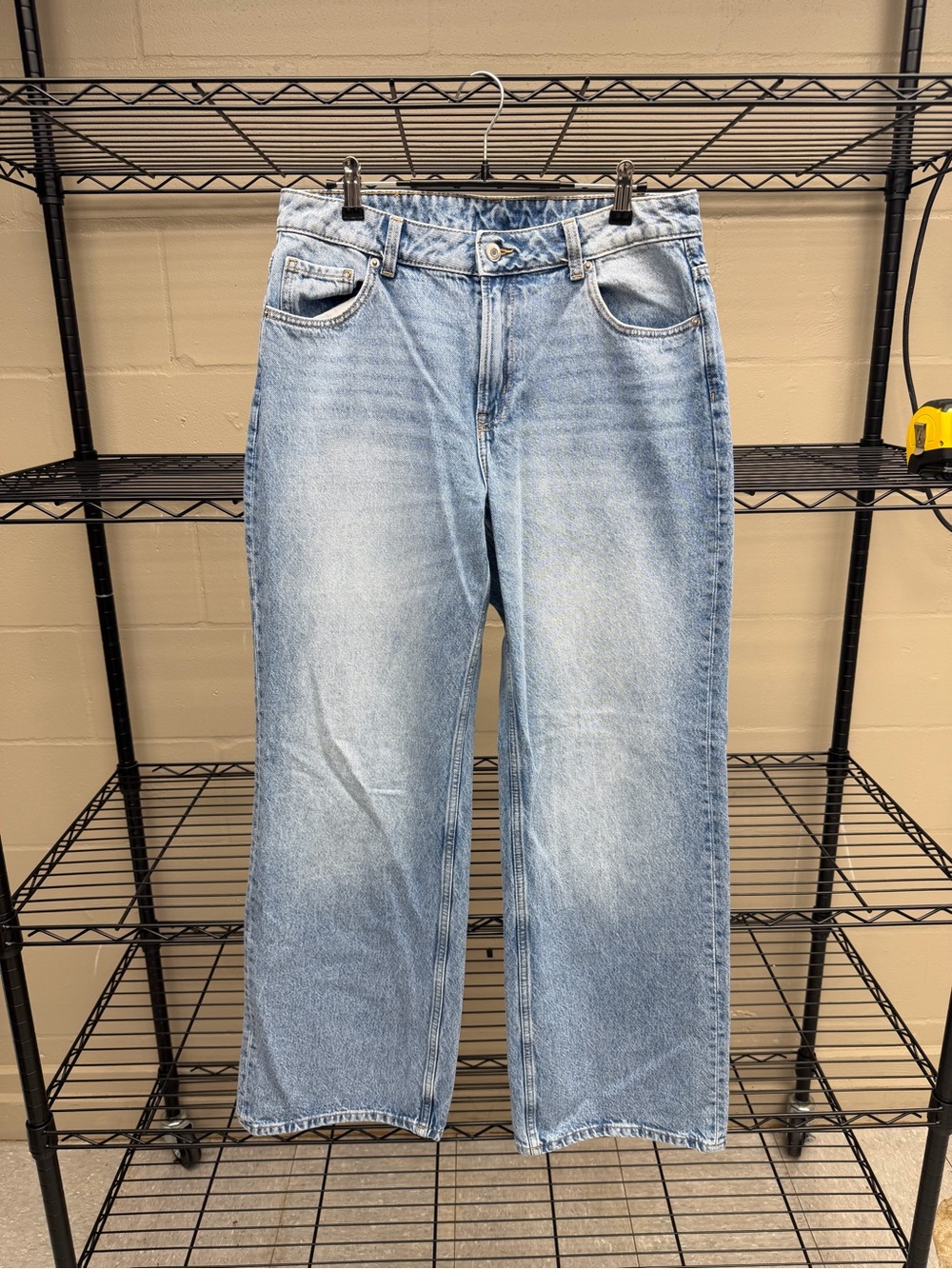 H&M Light Blue Straight-Leg Women's Jeans